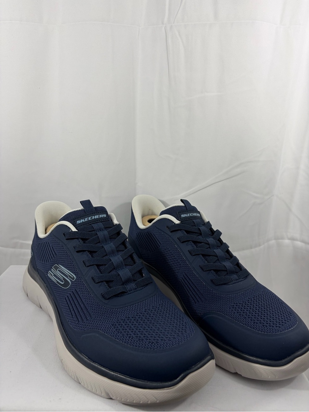 NWT Skechers Men’s Size 12 Navy Blue Athletic Sneakers